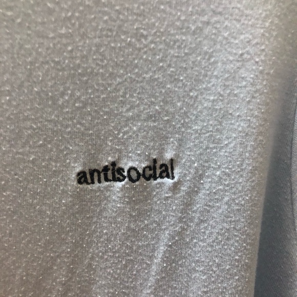 Crop top - Picture 2 of 3